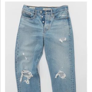 NWT Levi’s Wedgie Icon Jeans - Authentically Yours